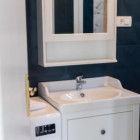 House Niko T With 6 Appartamento