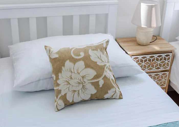 House Niko T With 6 *