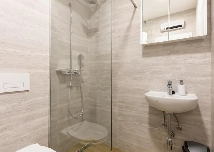 House Niko T With 6 * Split