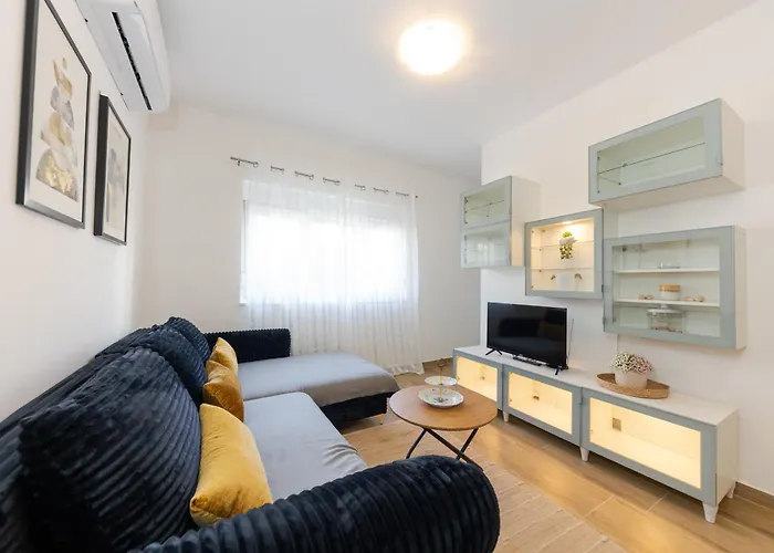 House Niko T With 6 * Spalato