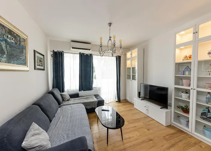 House Niko T With 6 * Split