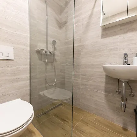 Apartamento House Niko T With 6 *