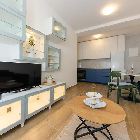 Lägenhet House Niko T With 6 *