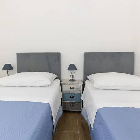 Apartamento House Niko T With 6