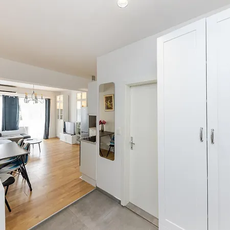 House Niko T With 6 * Split