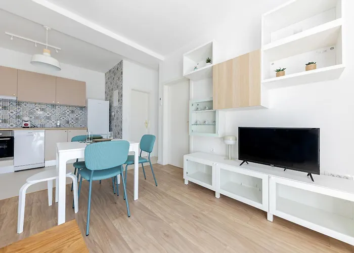 Apartment House Niko T With 6 *