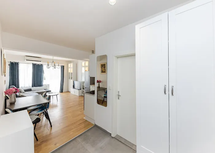 House Niko T With 6 * Split