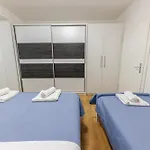 Appartamento House Niko T With 6